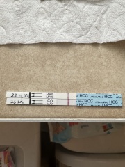 11DPO - is this a squinter?😬