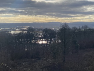 Come and tell me your dull and unexciting news 28: Calmly through the day