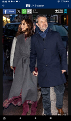 Royal Style: silk, stomachers, sapphires and plenty of sass