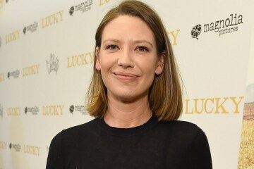 Celebs that look alike but aren't related?