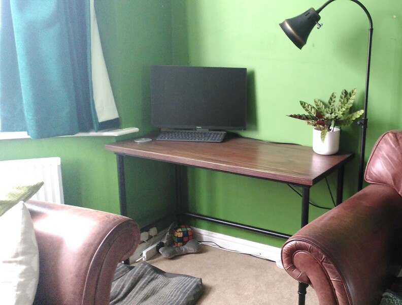 Small office space in home....help!