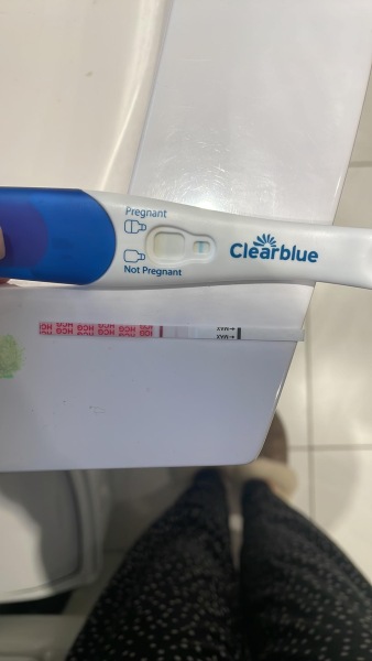 10/11dpo vvv faint positive?