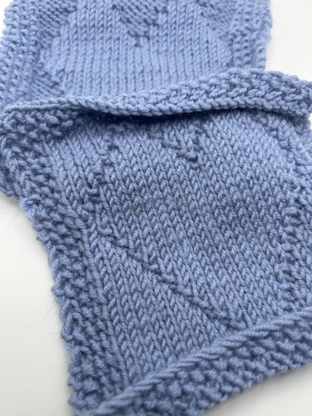 Woolly Hugs. Sad news we are afraid. Making a Blanket for lovely Mowly77's family