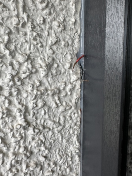 To want to know how someone can ring a doorbell when there's no doorbell?