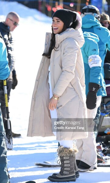 Meghan, Duchess of Sussex spotted out and about, part 3