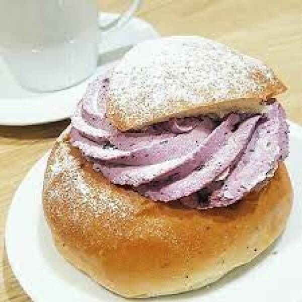 What do you eat on shrove Tuesday