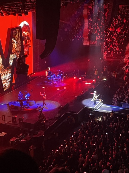 Anybody going to see Depeche Mode jan/feb?