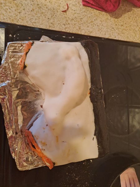 How can I make this 'Bulge Cake' look more realistic?