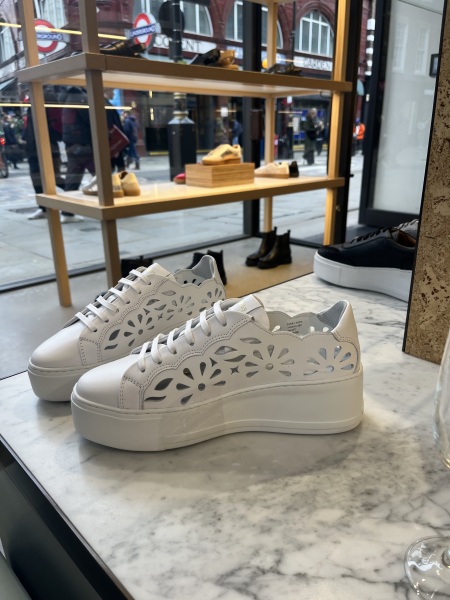 Another trainers thread: white flatform trainers