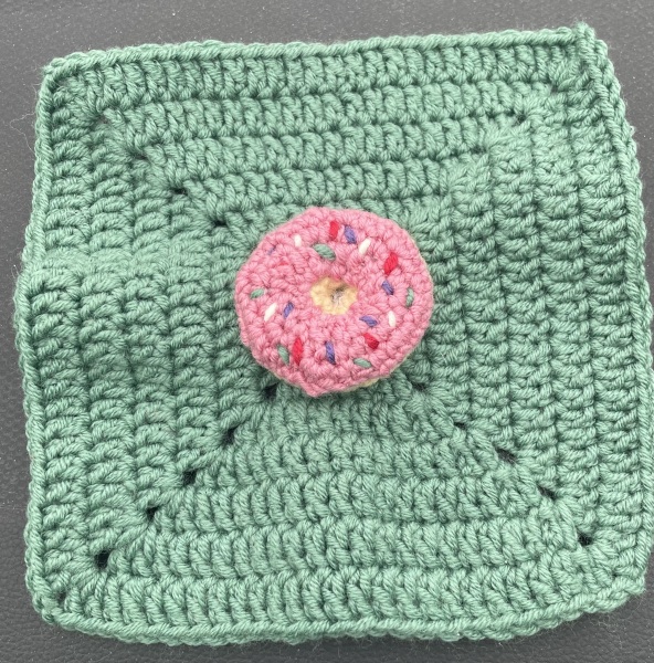 Woolly Hugs. Sad news we are afraid. Making a Blanket for lovely Mowly77's family