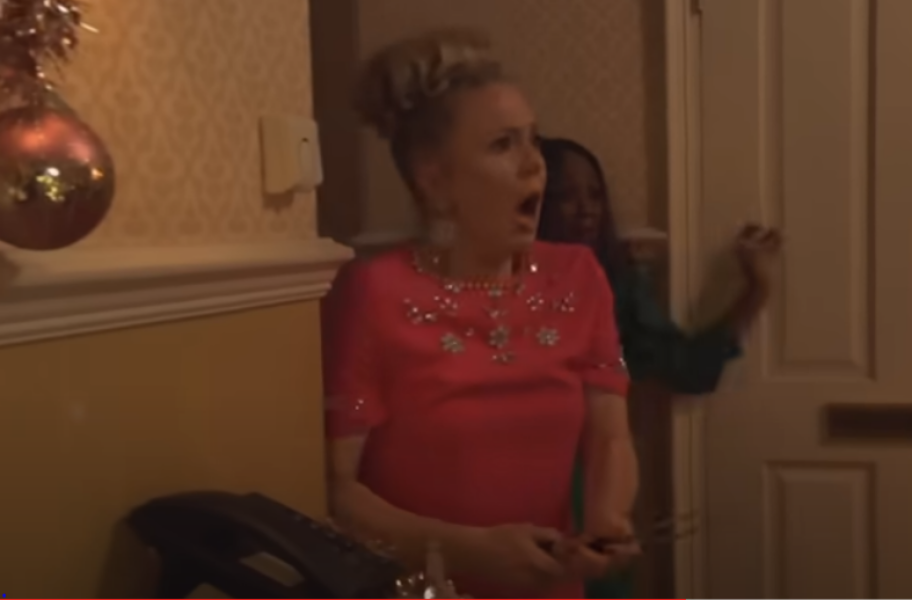 EASTENDERS 70. D is for DENISE AND DEAD BODY 😂 - tv pace. NO SPOILERS