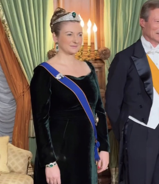 Royal Style: Tea and Tiaras - no stylish woman left behind!