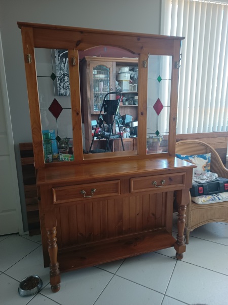 painting this hallstand