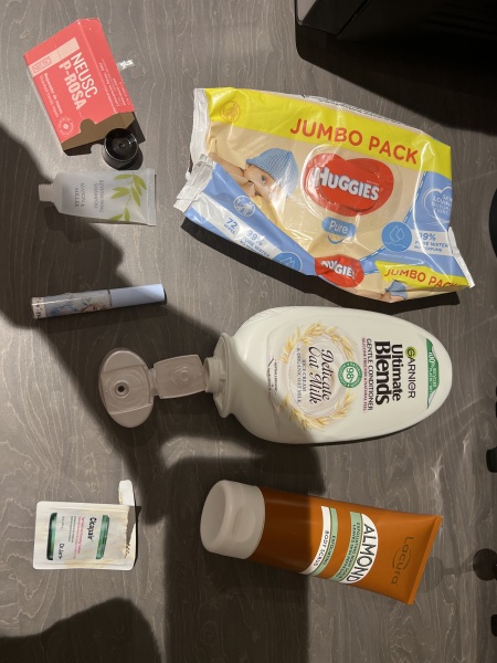 Feel the temptation to indulge in beauty treats? Is your collection overflowing with treasures? Come unite with fellow beauty enthusiasts in this lovely group!