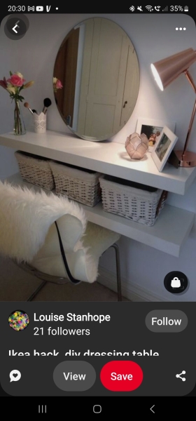 Does anyone have a vanity area? If so, pic please?