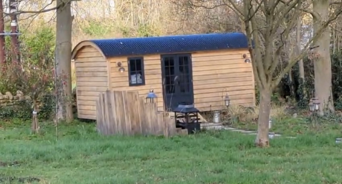 Cancer Support Thread 92 - Christmas Happy Hour at the Patience Inn 7pm tonight 🎄