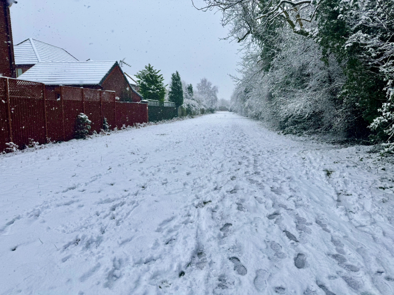 Snow watch, for 8th Feb