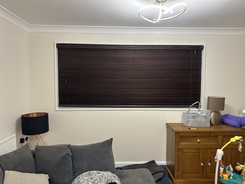 What length curtains would you put on this window?