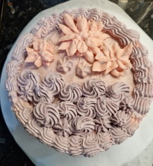 AIBU to put buttercream in a double layer victoria cake?