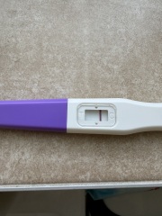 11DPO - is this a squinter?😬