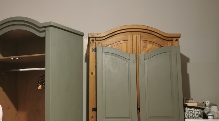 Help me choose my wallpaper?