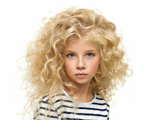 What hair colour would you say my daughter is ?