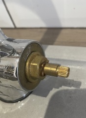Have taken washer off dripping tap handle, what’s the bit I need to replace? (photos!)