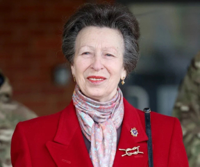 Royal Style: Tea and Tiaras - no stylish woman left behind!