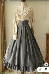Victorian themed wedding... guests need Victorian themed clothes