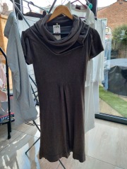 Any idea what brand dress this is?