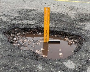 Come and tell me your dull and unexciting news 29: Calmly through the day