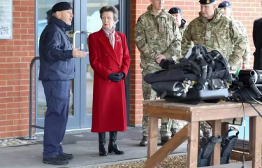 Royal Style: Tea and Tiaras - no stylish woman left behind!