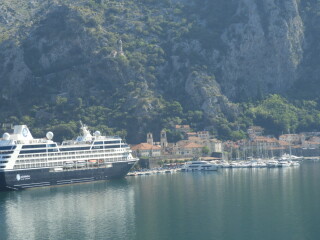 Massive Cruise ship holidays