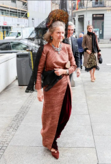 Royal Style: Tea and Tiaras - no stylish woman left behind!