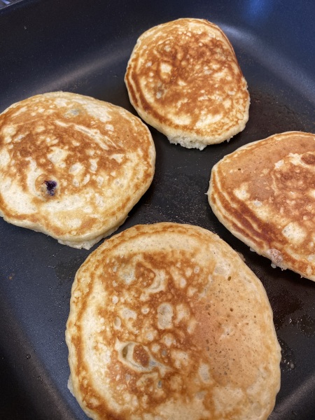 Come and tell me your dull and unexciting news 29: Calmly through the day