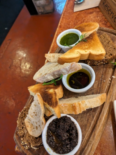 Who loves bread?