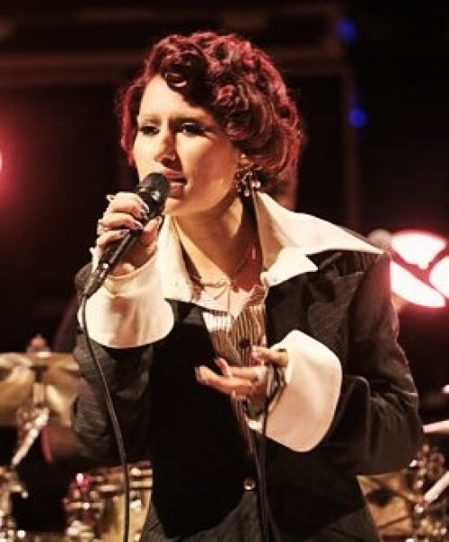 Find me a 70s style dress