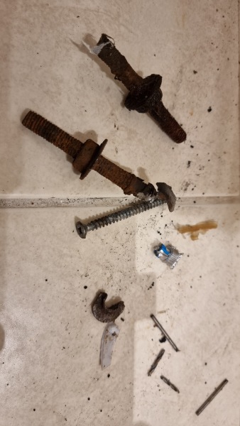 How to get rusted-up bolts/screws free with restricted access - help!  Options