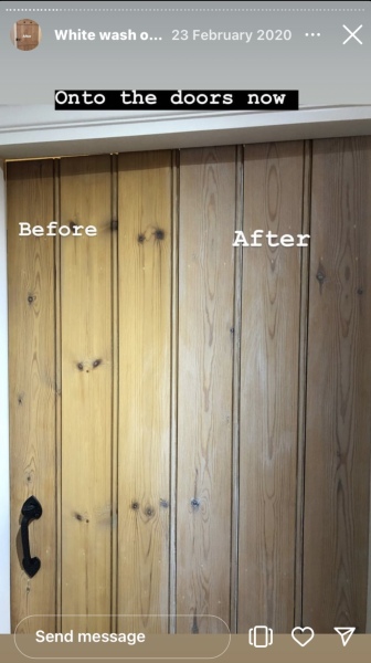 What colour kitchen woodwork?