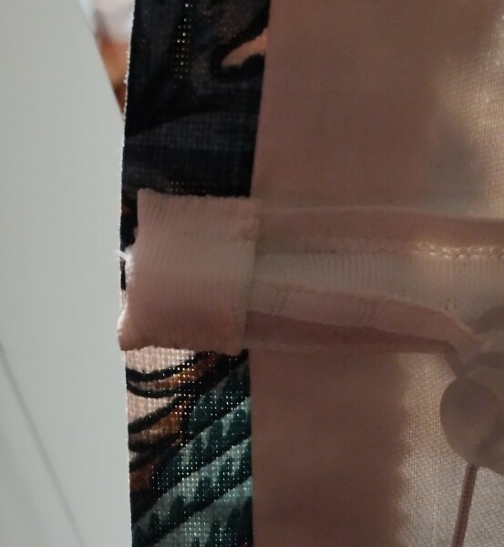 End entry Roman Blind tape. How to neaten the ends!