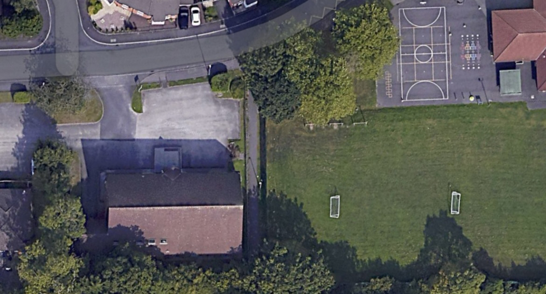 I live in a road with a school