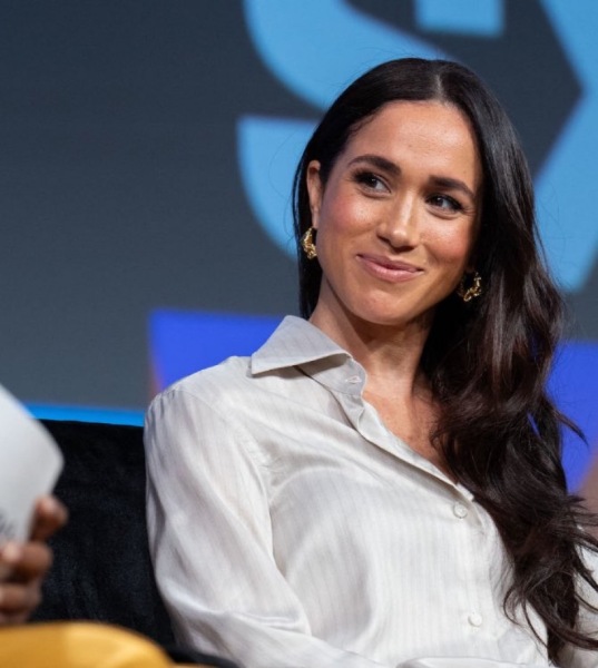 Meghan, Duchess of Sussex, spotted out and about, part 4