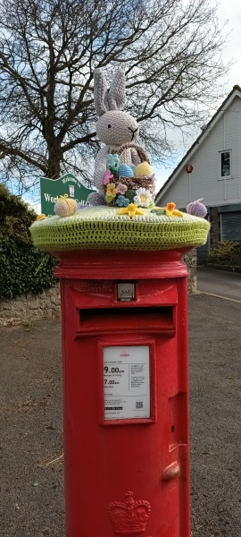 What's worse than postbox toppers? Seasonal postbox toppers when it isn't that season