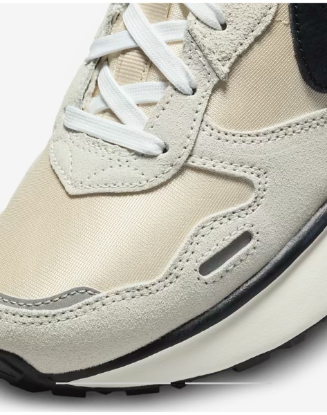 Can anyone find these trainers?