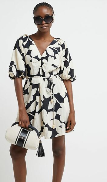 When/where would you wear this dress ?