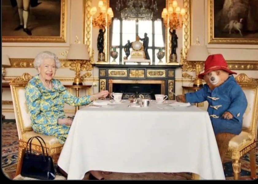 Surely this photograph is multiple pictures too?