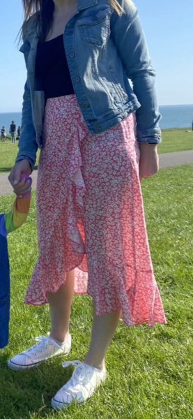 What screams frumpy?