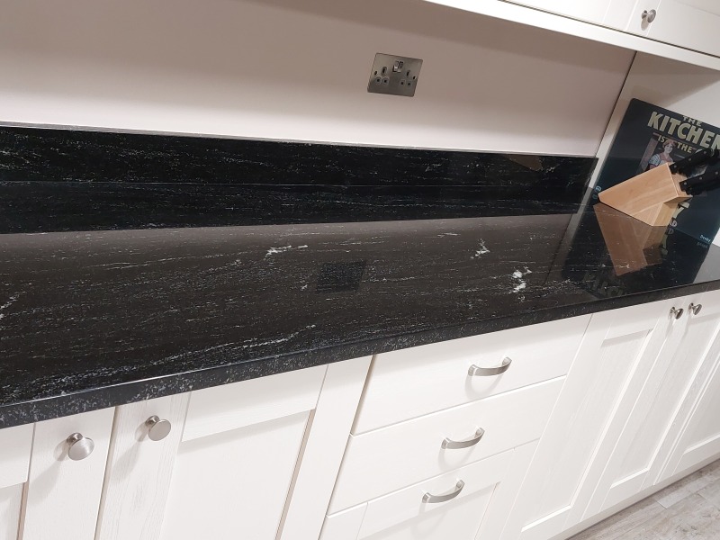 If you have a white kitchen, can you tell me what counter surface you have