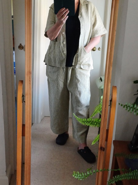 Toasties debating another sale 😬and waiting impatiently for all the new things