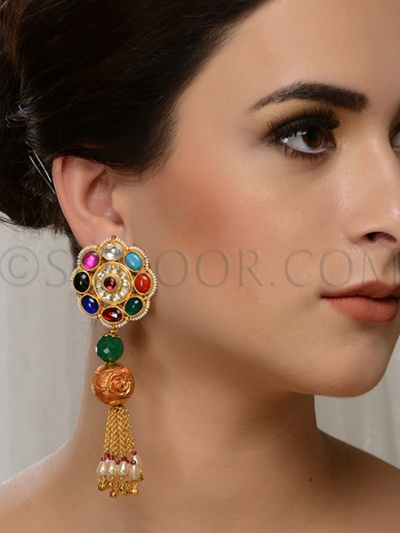 Please help me buy some jewellery pieces
